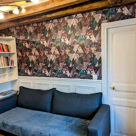 Apartment Opera Louvre Holidayapartment Paris