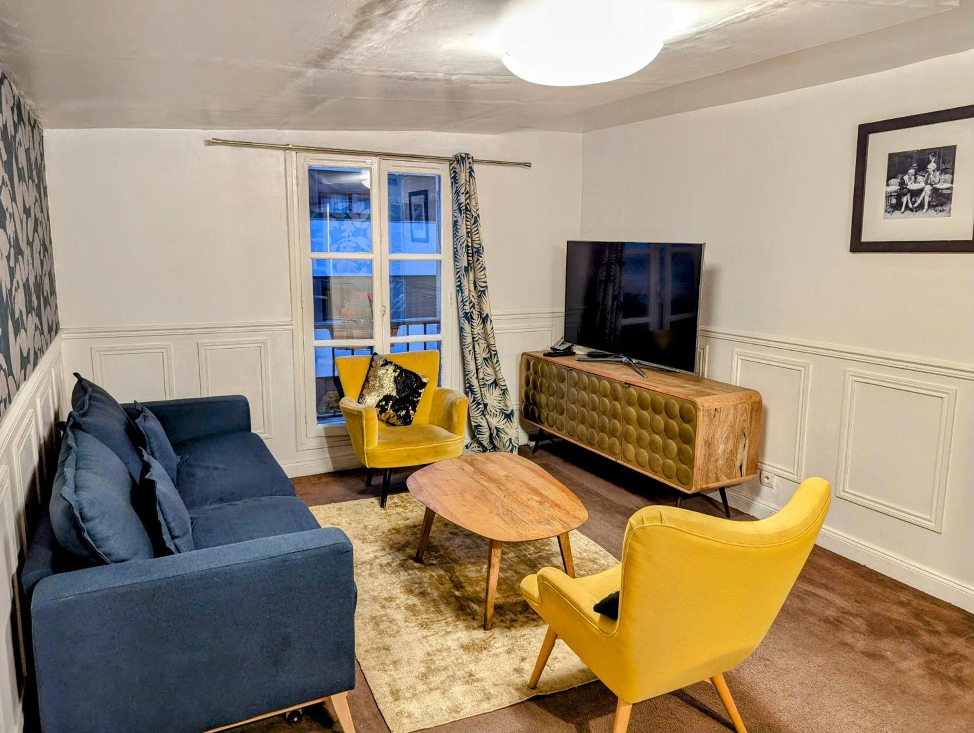 Apartment Opera Louvre Holidayapartment